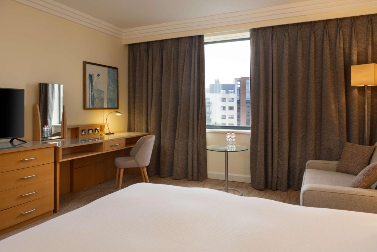 Отель Hilton Dublin Airport Клогран Экстерьер фото